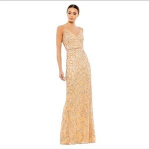 MAC DUGGAL Nude Sleeveless V-Neck Sequin Beaded gown NEW